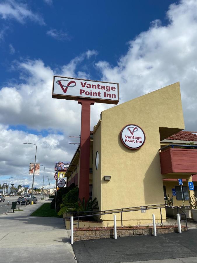 Vantage Point Inn - Woodland Hills Лос Анджелис Екстериор снимка